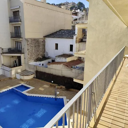 Large Floor With Communal Pool Lejlighed *