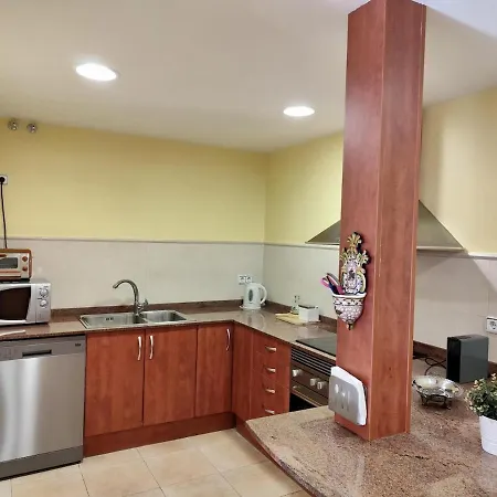 Large Floor With Communal Pool